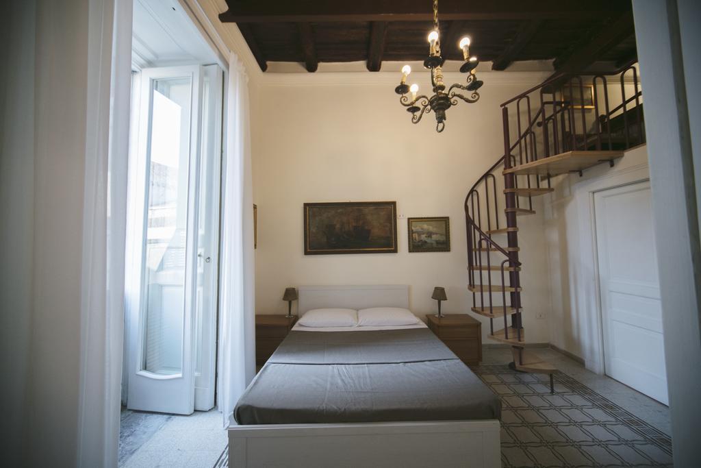 Area Angioina Suites Napoli Ngoại thất bức ảnh