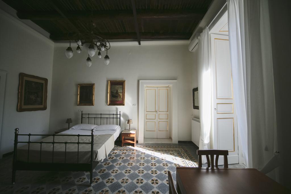 Area Angioina Suites Napoli Ngoại thất bức ảnh