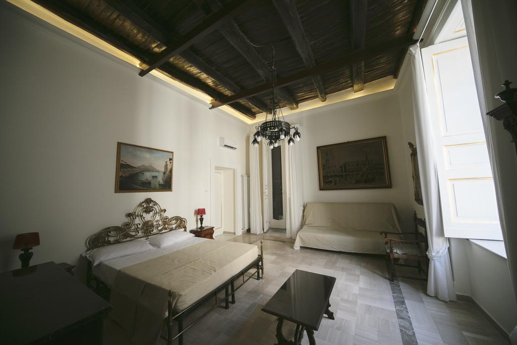 Area Angioina Suites Napoli Ngoại thất bức ảnh