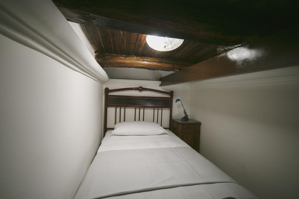 Area Angioina Suites Napoli Ngoại thất bức ảnh